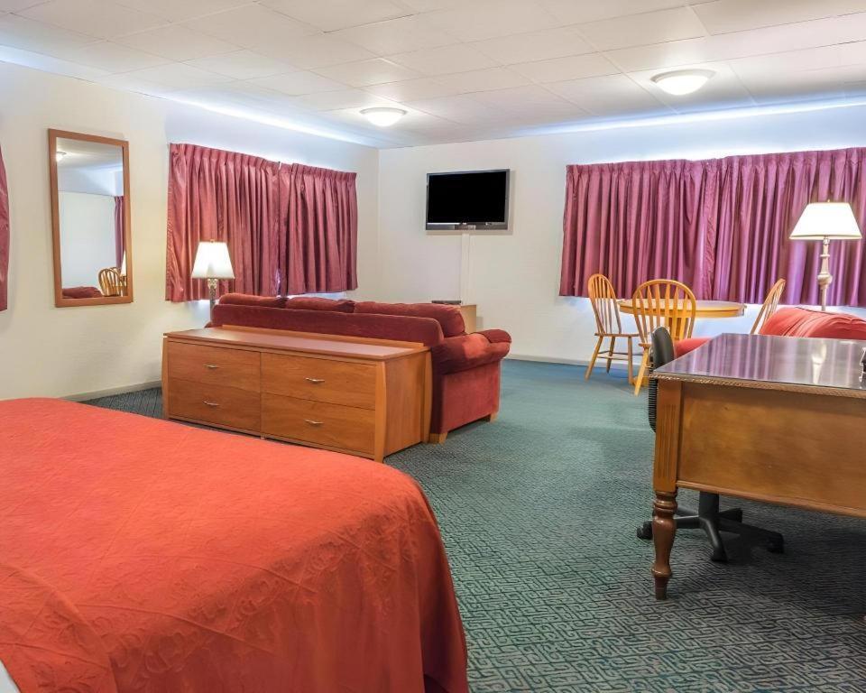 Quality Inn Royle Kittanning エクステリア 写真