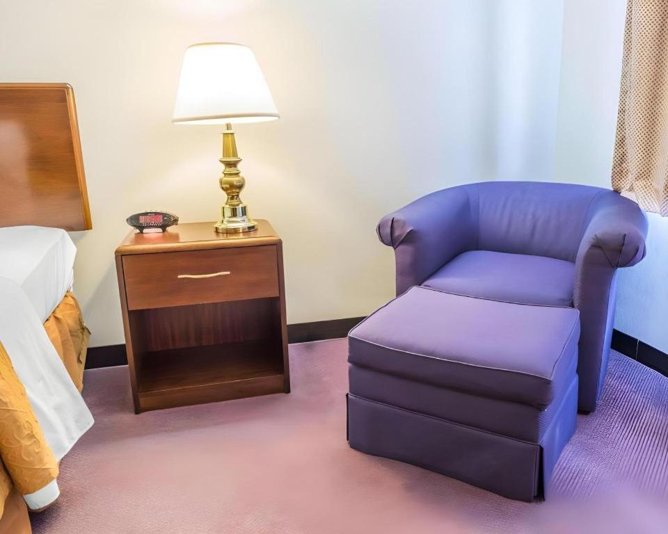 Quality Inn Royle Kittanning エクステリア 写真