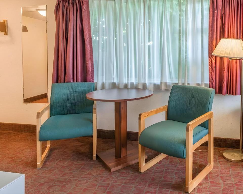 Quality Inn Royle Kittanning エクステリア 写真