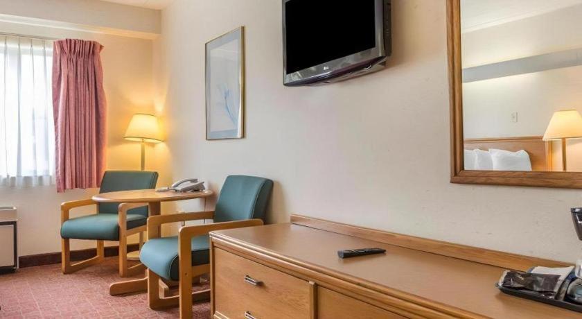 Quality Inn Royle Kittanning エクステリア 写真