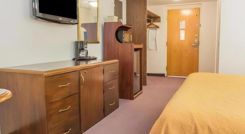 Quality Inn Royle Kittanning エクステリア 写真