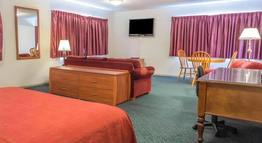 Quality Inn Royle Kittanning エクステリア 写真
